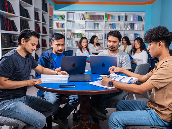 How Internships Build Real-World Experience for Students